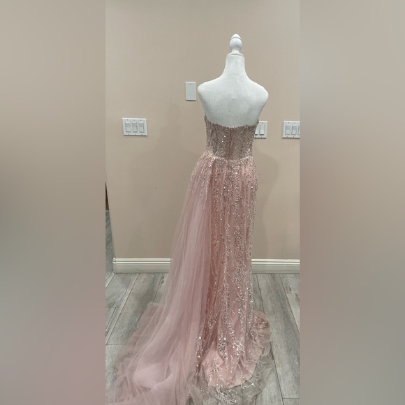 Gown - Picture 2 of 2